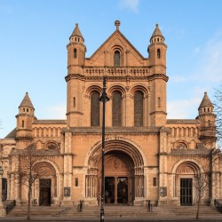 Katedra w Belfaście: samodzielne zwiedzanie