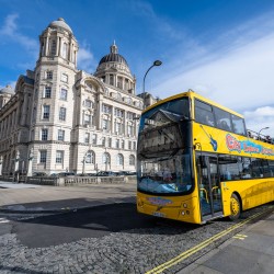 Rejs po rzece Liverpool i zwiedzanie miasta autobusem