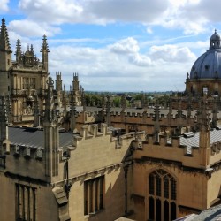 Oficjalna Oxford University i zwiedzanie miasta