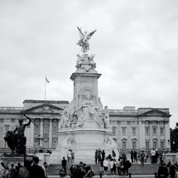 Aplikacja z przewodnikiem audio na smartfon: Royal London Walking Tour